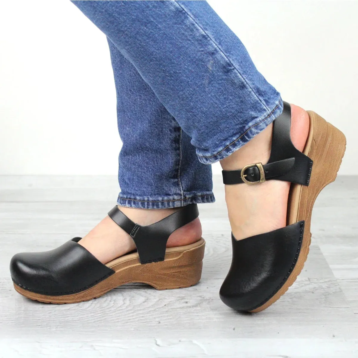 Sanita Sansi Women Sandal In Black